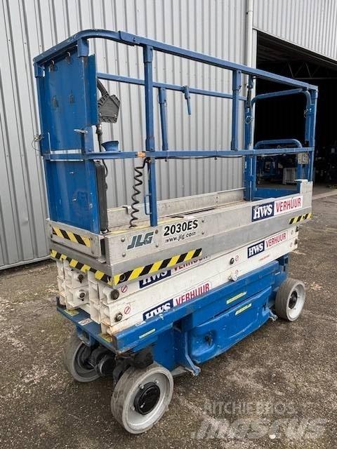 JLG 2030 ES Makasli platformlar