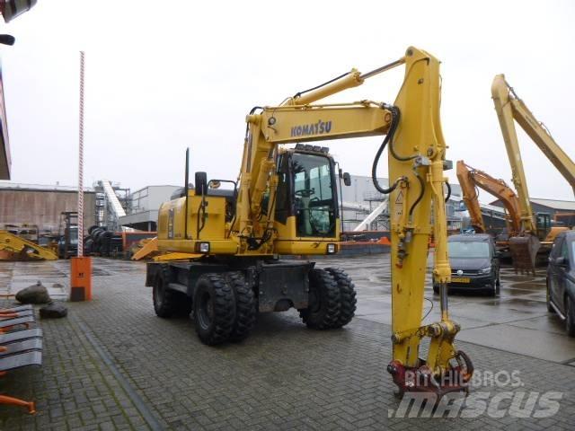 Komatsu PW 140-7 Lastik tekerli ekskavatörler
