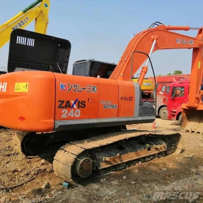Hitachi ZX 240 Paletli ekskavatörler