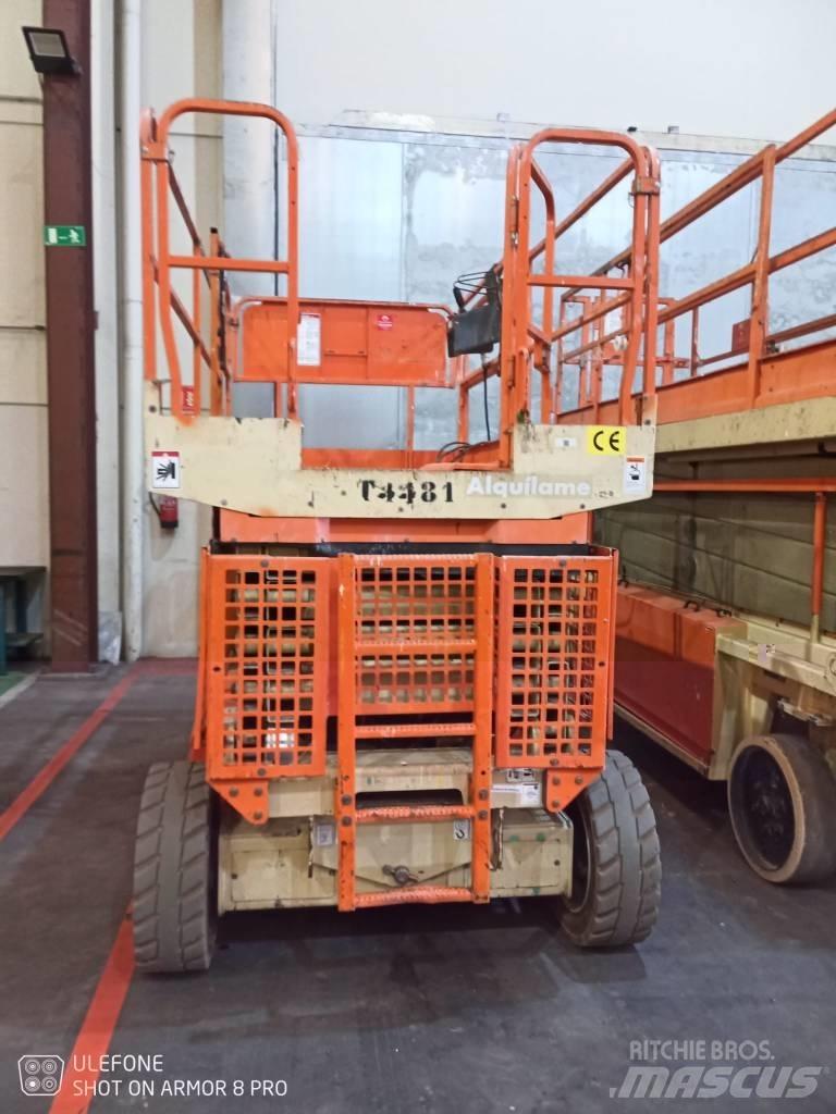 JLG 4069 LE Makasli platformlar