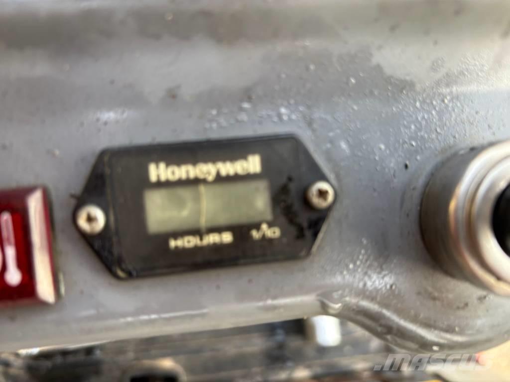 Takeuchi TB 210 R Mini ekskavatörler, 7 tona dek