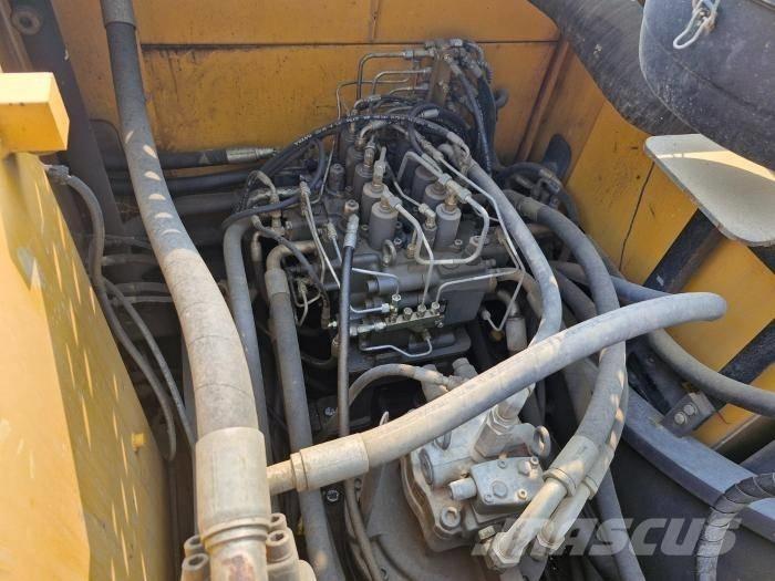 Volvo EC 300 EL Paletli ekskavatörler