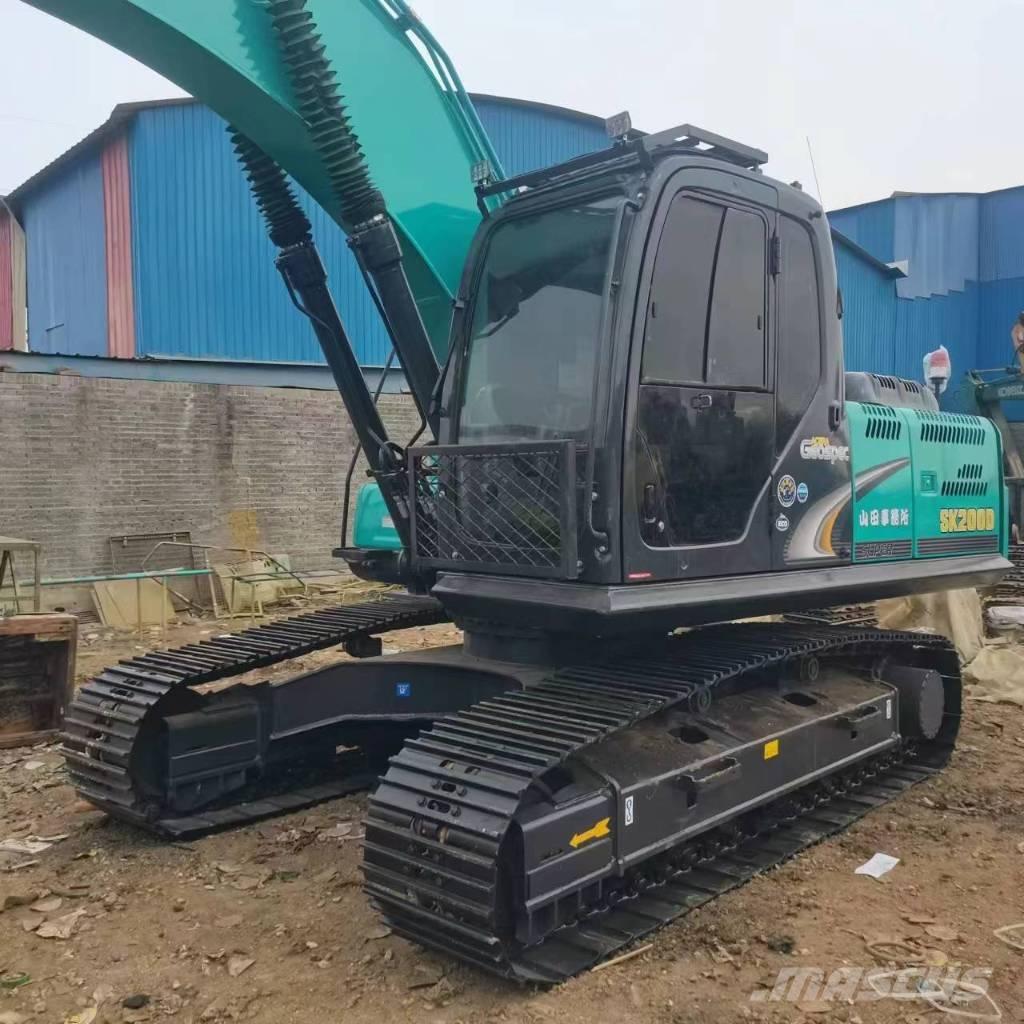 Kobelco SK 200 D Paletli ekskavatörler
