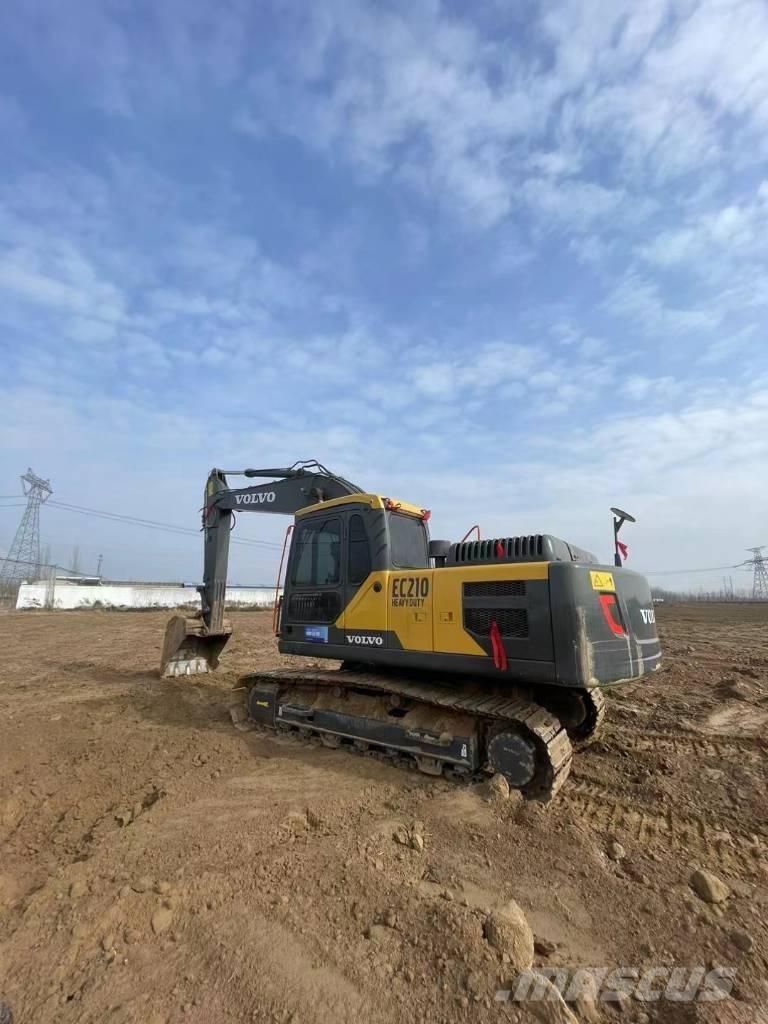 Volvo EC210D Paletli ekskavatörler