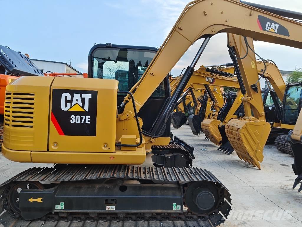 CAT 307E Paletli ekskavatörler