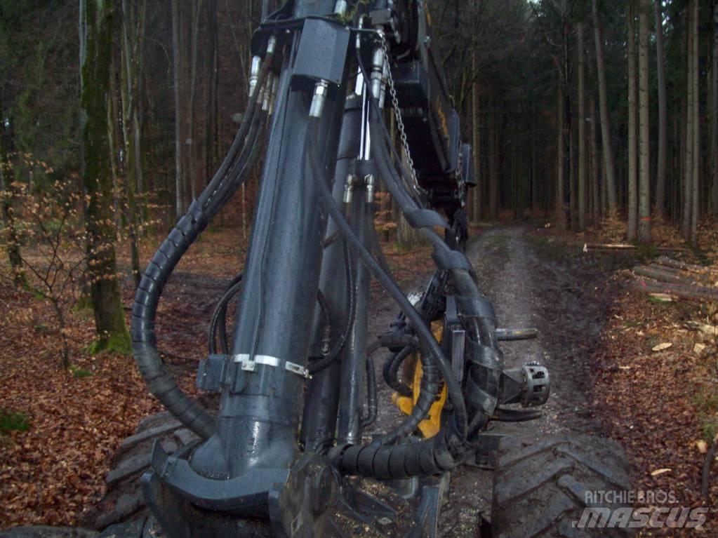 Ponsse Bear 8W Biçerdöverler