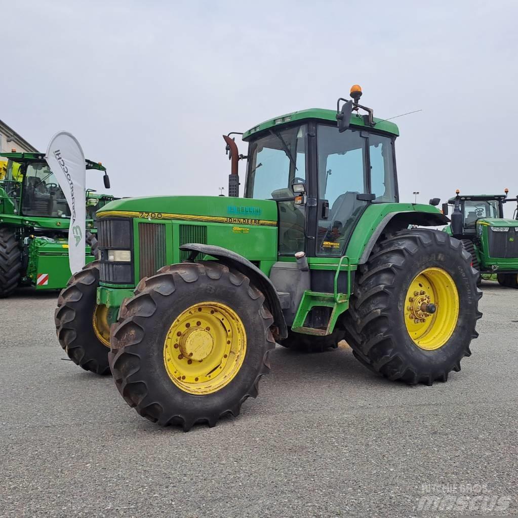 John Deere 7700 Traktörler