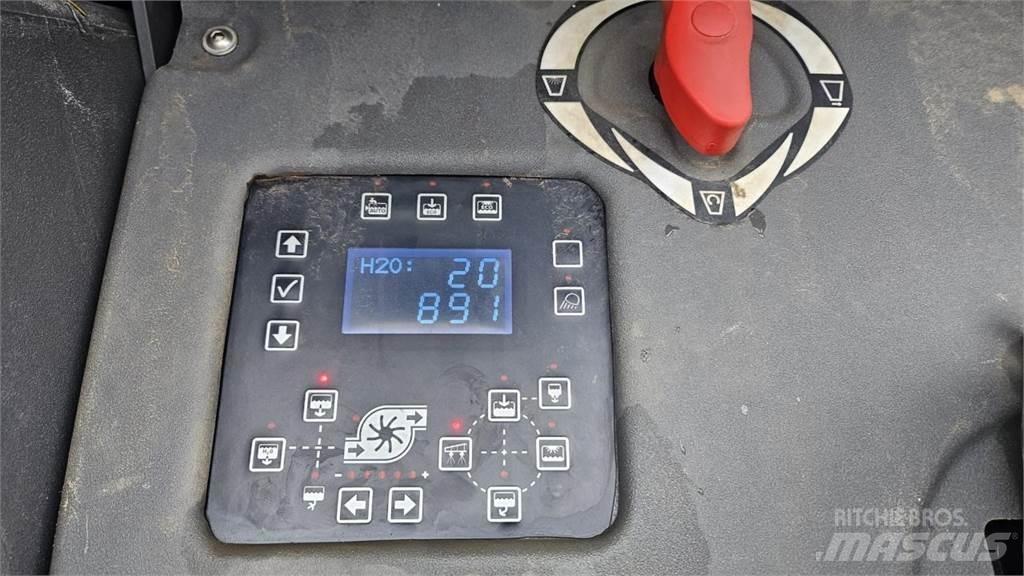 Fendt Rogator 355 Çekilir pülverizatörler