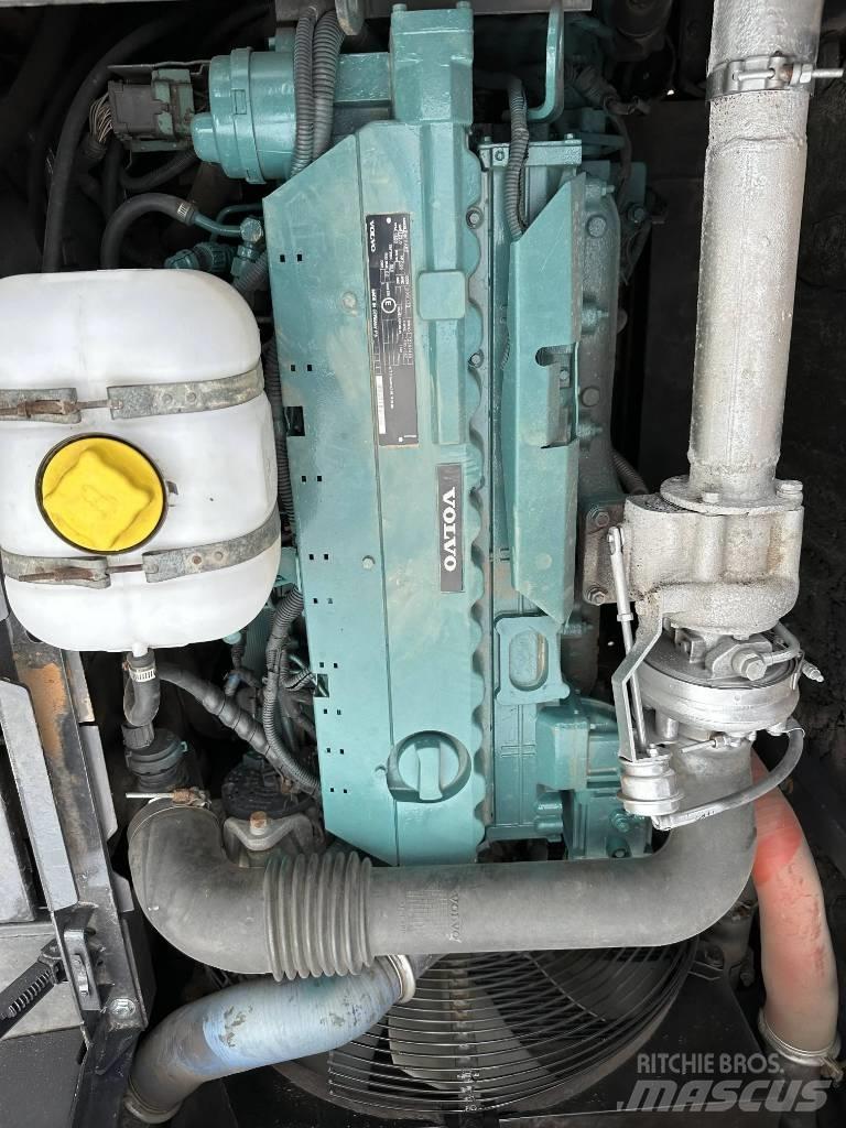 Volvo EC210D Paletli ekskavatörler