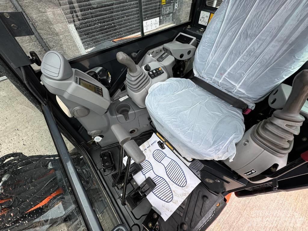 Hitachi ZX 33 U-5 A Mini ekskavatörler, 7 tona dek