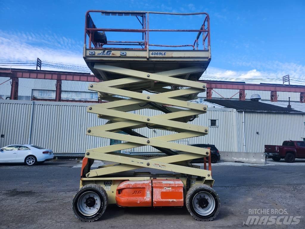 JLG 4069 LE Makasli platformlar