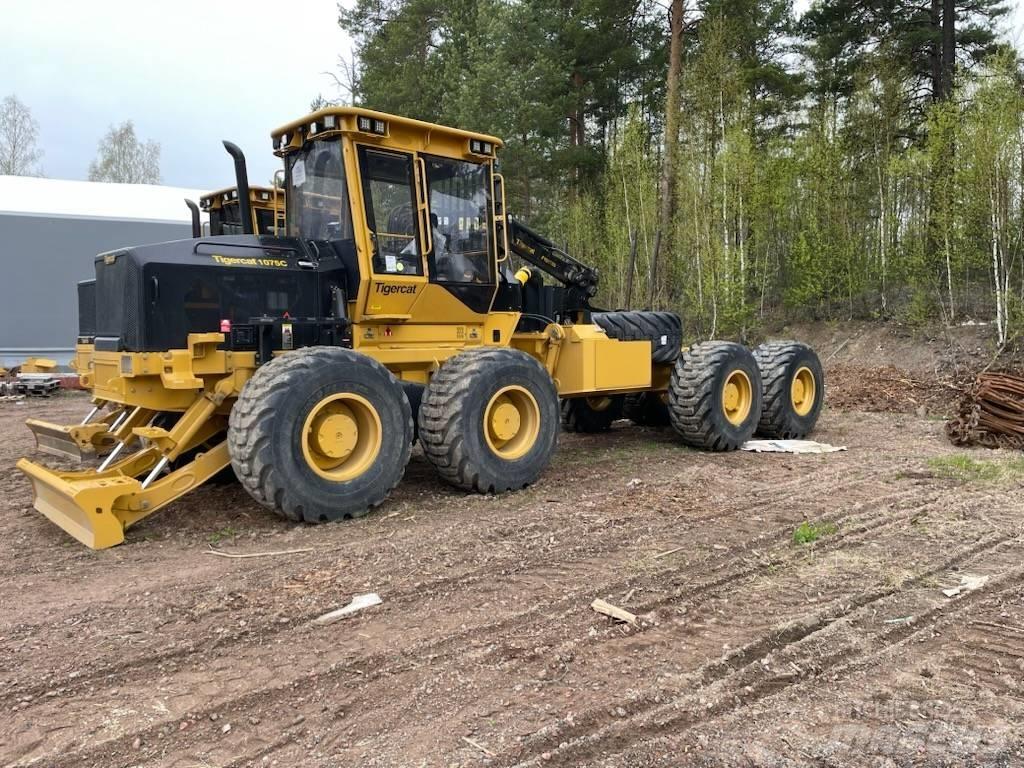 Tigercat 1075C Tomruk yükleyici traktörler