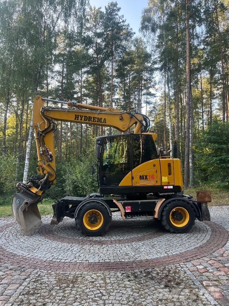 Hydrema MX 16 Lastik tekerli ekskavatörler