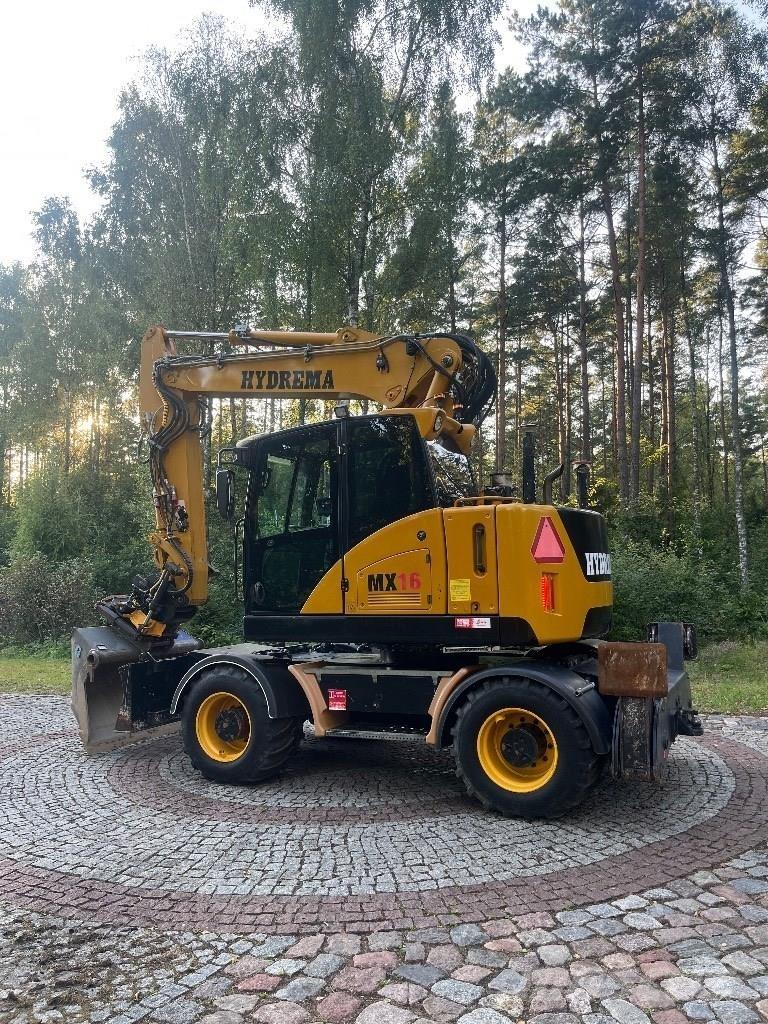 Hydrema MX 16 Lastik tekerli ekskavatörler