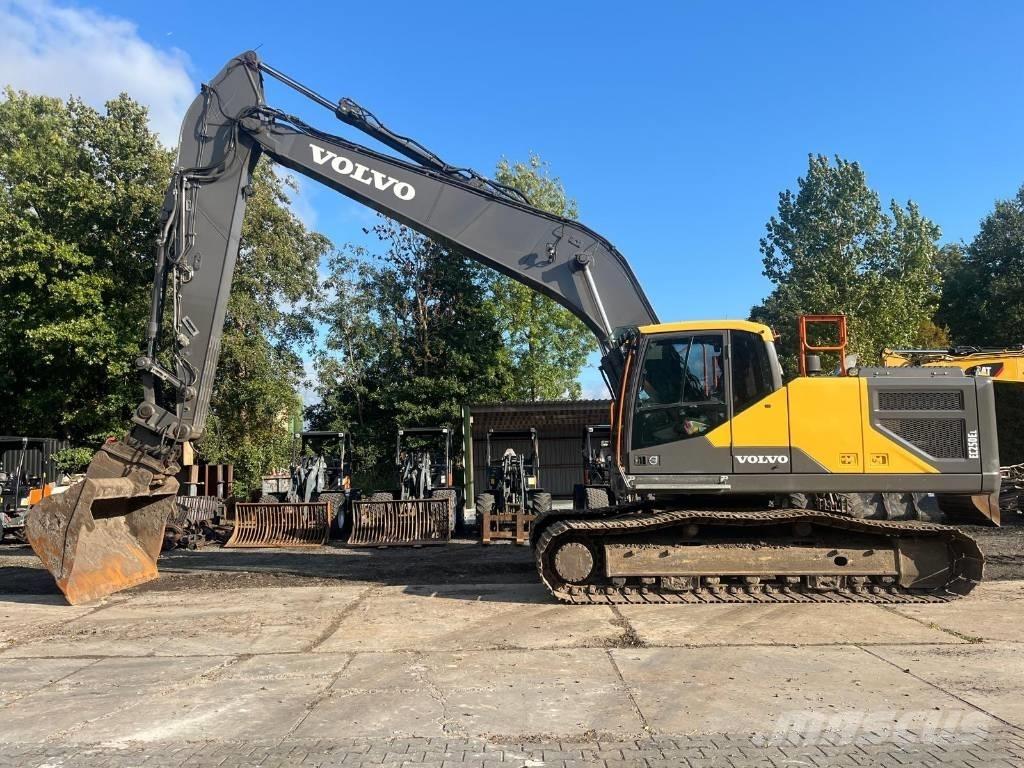 Volvo EC 250 EL Paletli ekskavatörler