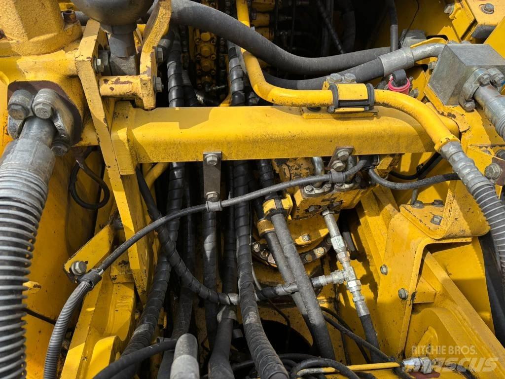 Komatsu PC 290 NLC-8 Paletli ekskavatörler