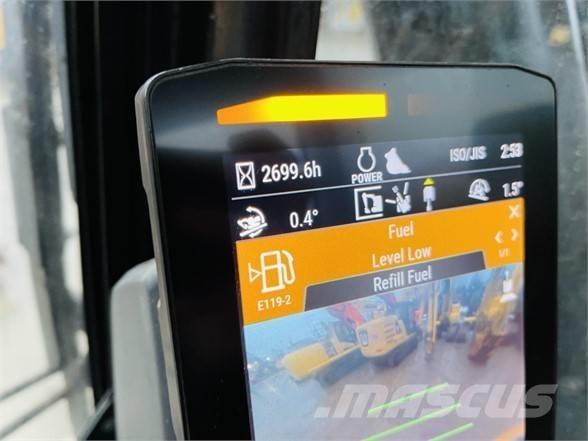 CAT 320 Paletli ekskavatörler