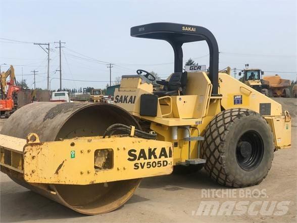 Sakai SV505 Tek tamburlu silindirler
