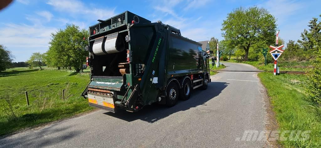 Dennis Elite Atik kamyonlari