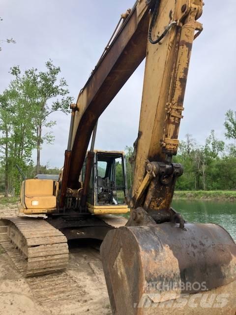 Komatsu PC 200 Paletli ekskavatörler