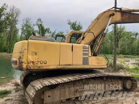 Komatsu PC 200 Paletli ekskavatörler
