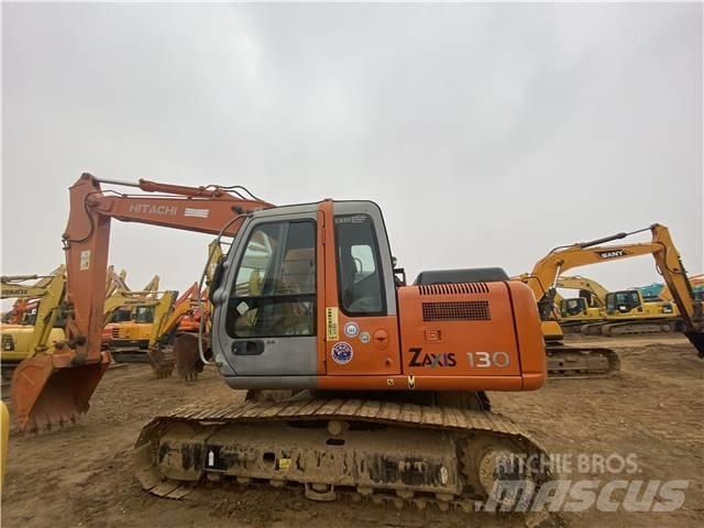Hitachi ZX130 Paletli ekskavatörler