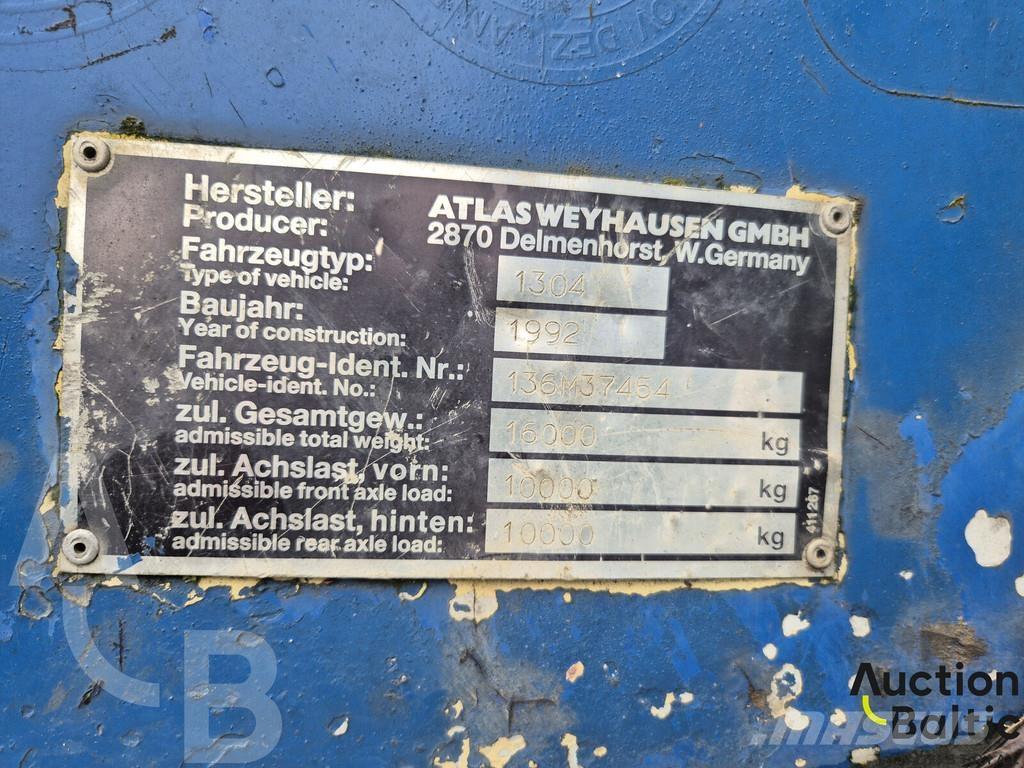 Atlas 1304 Lastik tekerli ekskavatörler