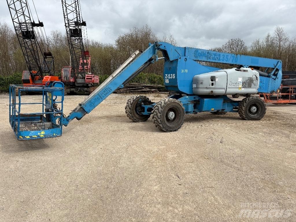 Genie ZX 135/70 Körüklü personel platformları