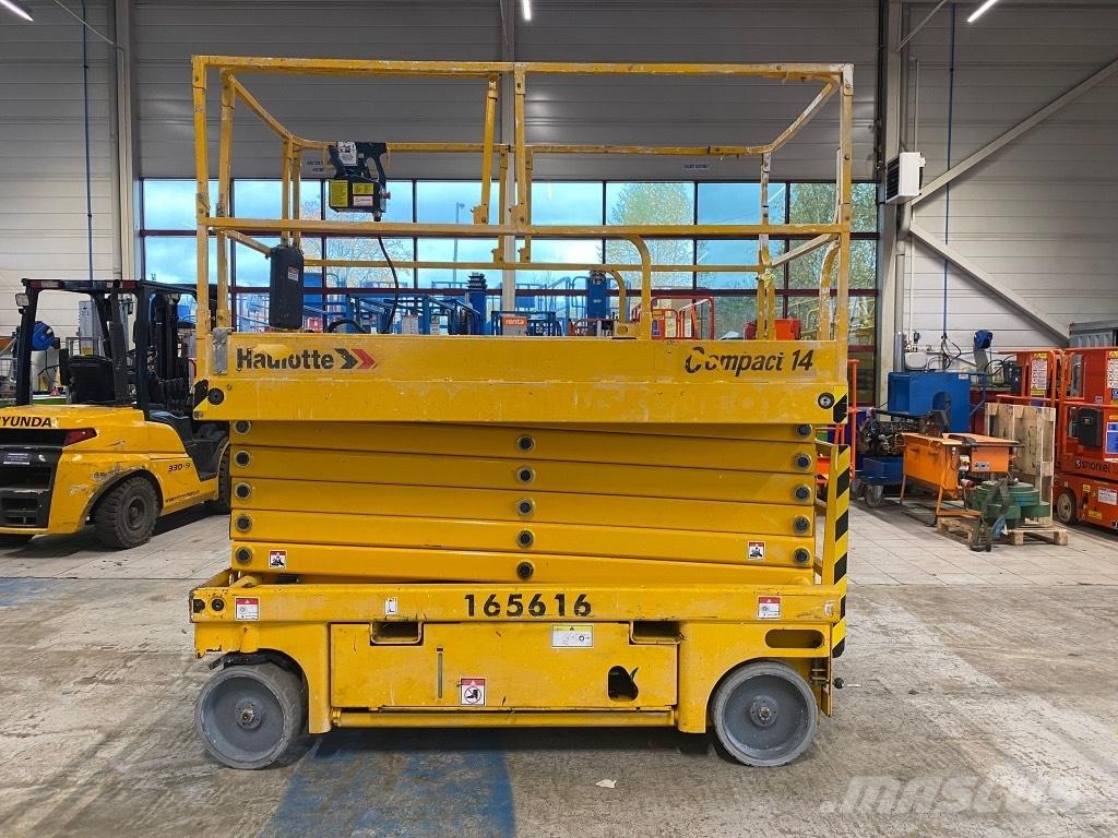 Haulotte Compact 14 Makasli platformlar