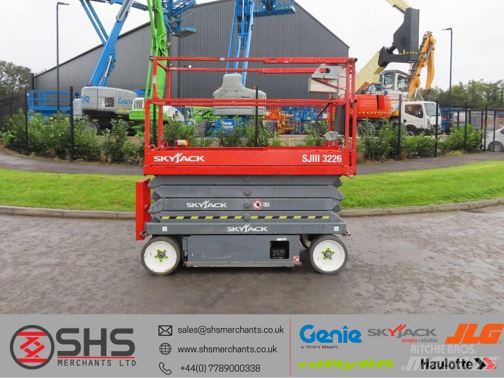 SkyJack SJ III 3226 Makasli platformlar