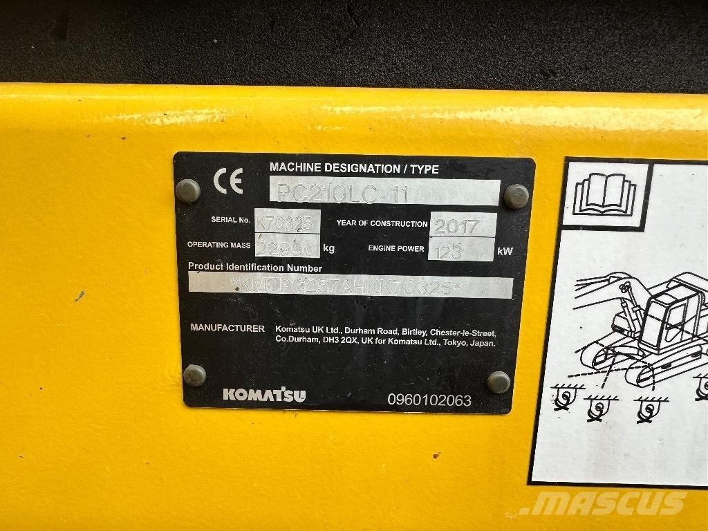 Komatsu PC 210 LC-11 Paletli ekskavatörler