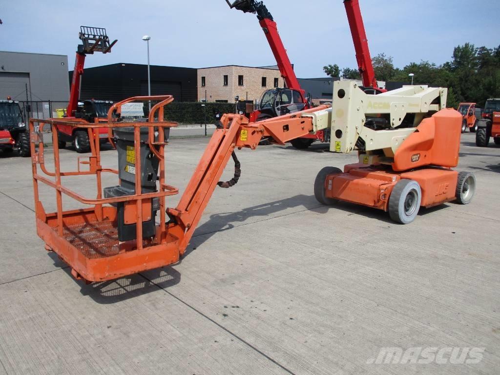 JLG E400 AJPN (745) Kompakt kendinden tahrikli personel platformları