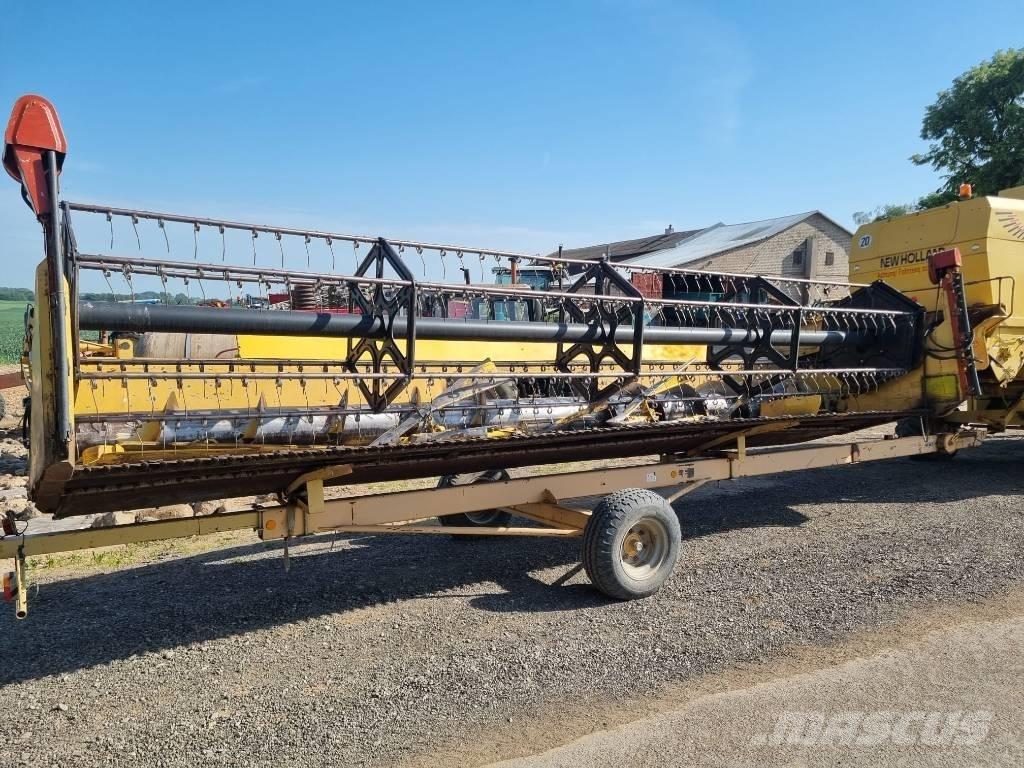 New Holland TX 68 Biçerdöverler