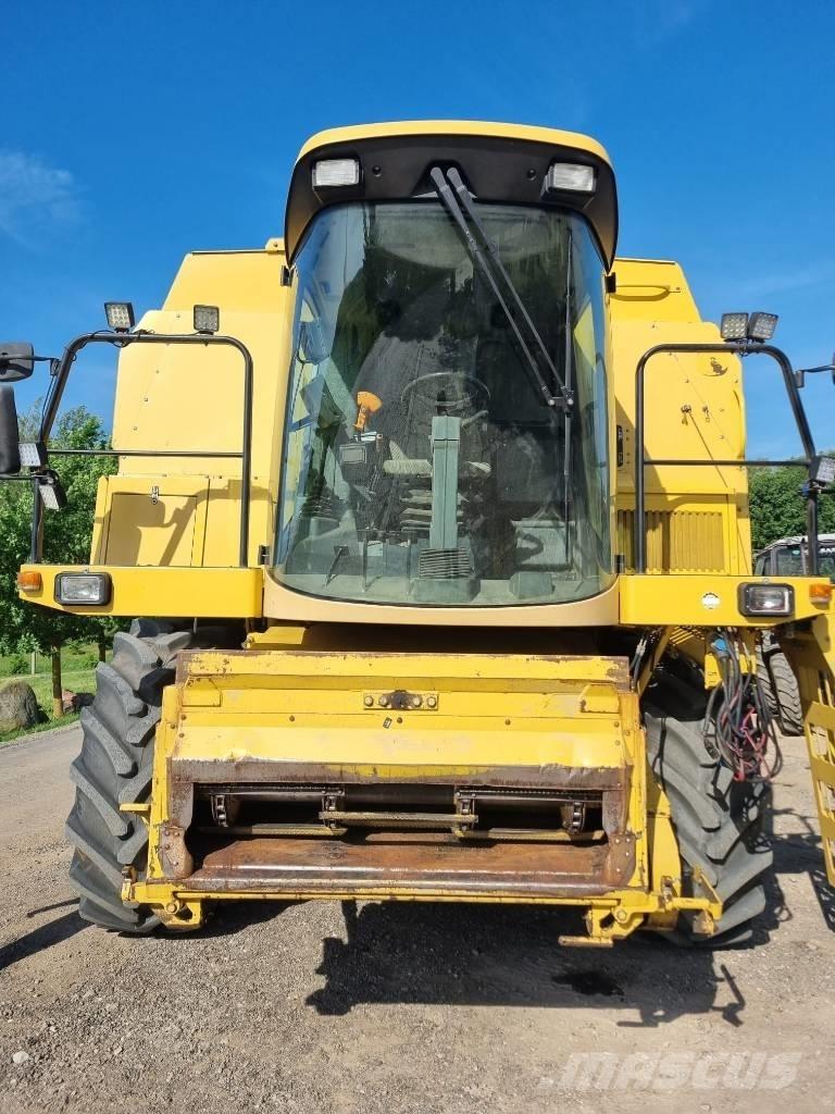 New Holland TX 68 Biçerdöverler