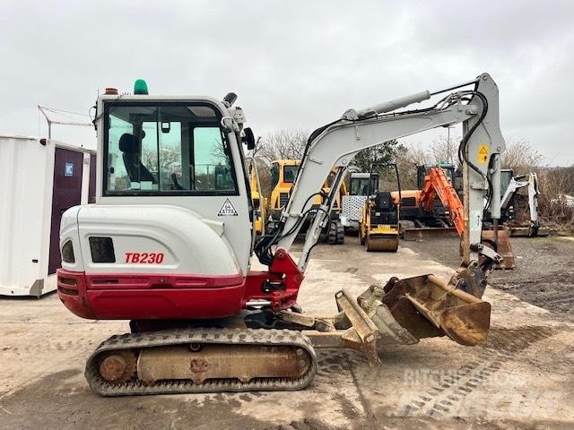 Takeuchi TB 230 Mini ekskavatörler, 7 tona dek