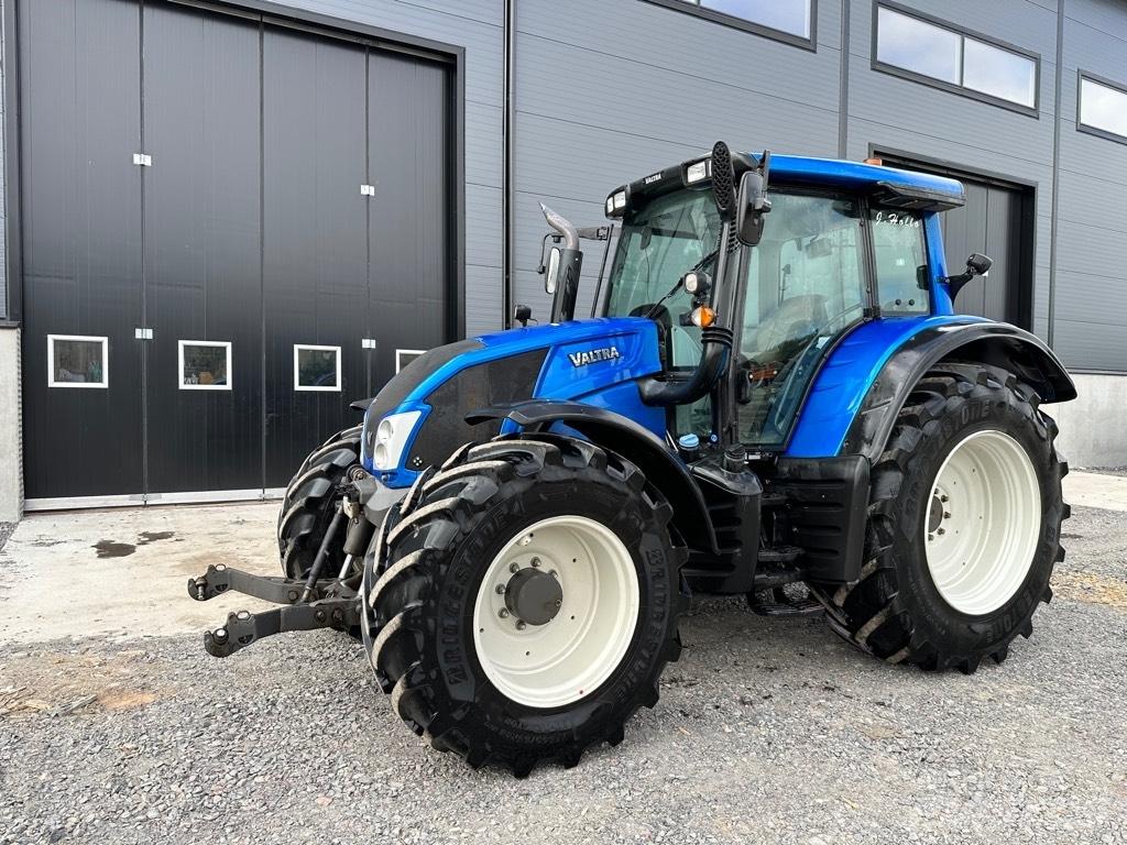 Valtra N 123 Traktörler