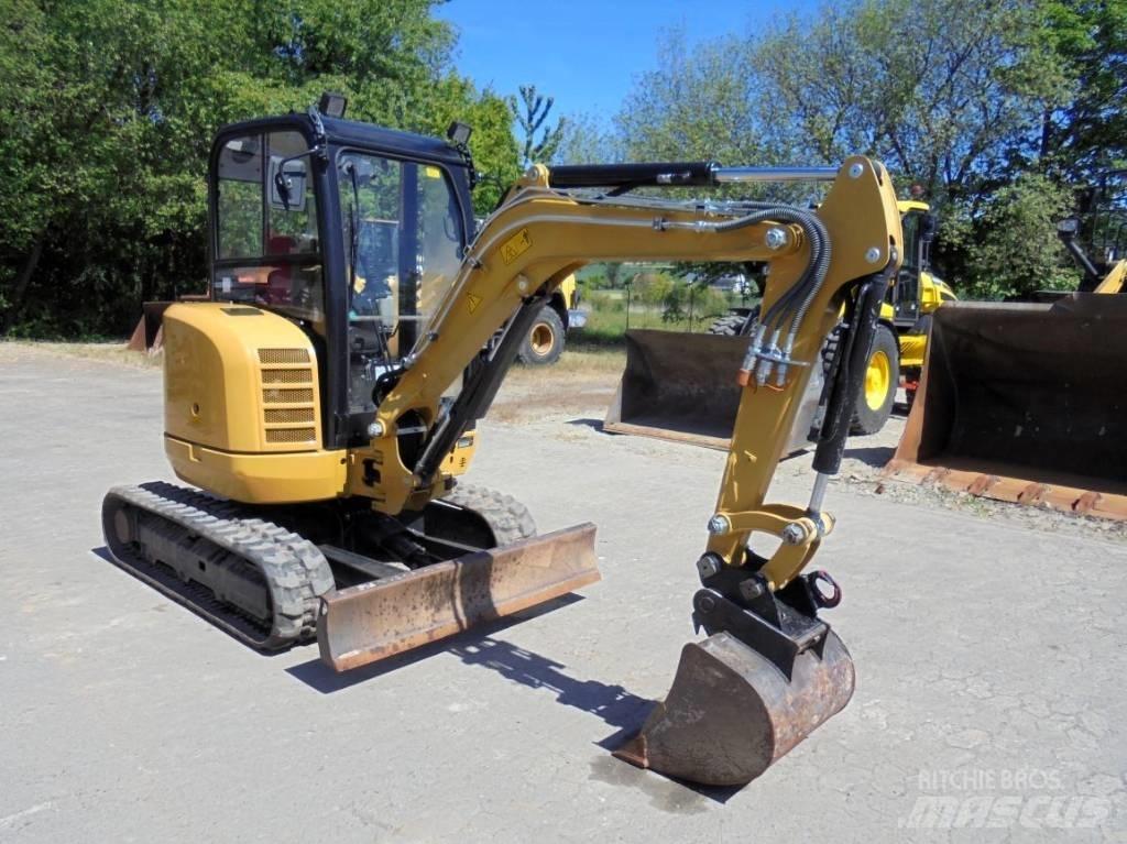 CAT 302.7 D CR Mini ekskavatörler, 7 tona dek