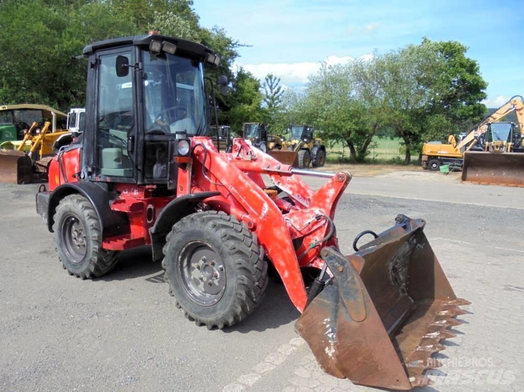 JCB 407 Tekerlekli yükleyiciler