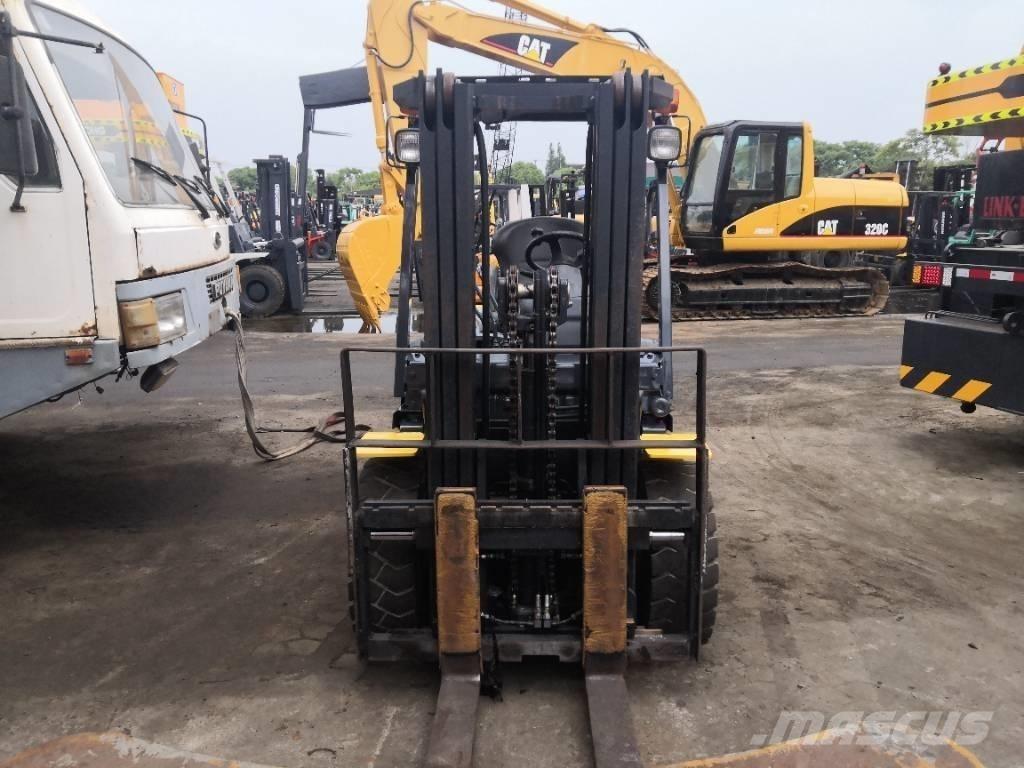 Komatsu 30 Dizel forkliftler