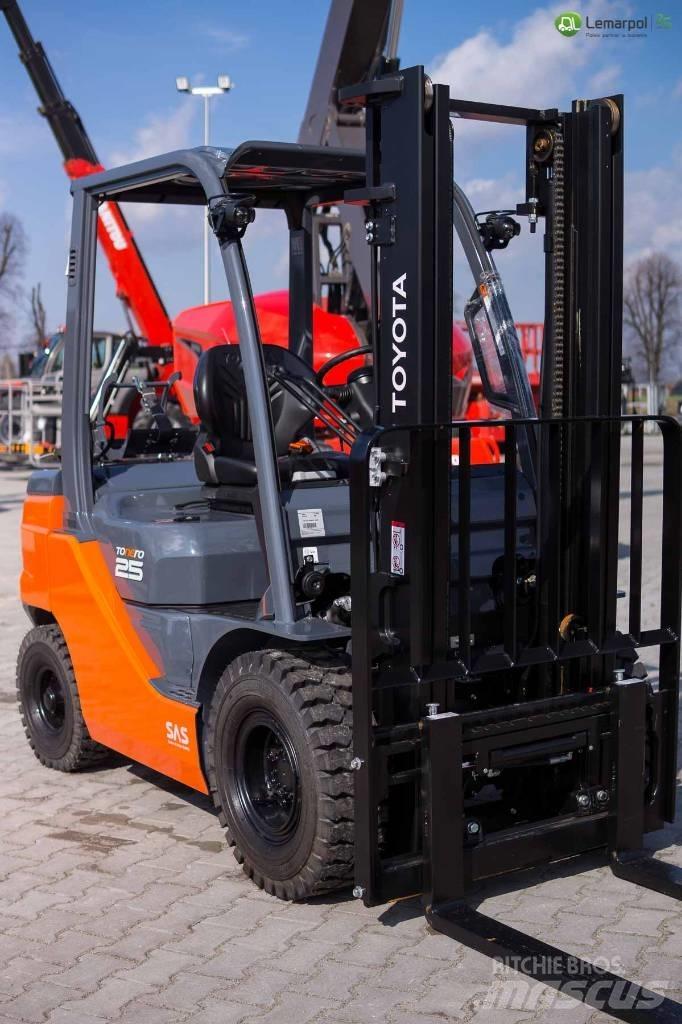 Toyota 02-8 FG F 25 LPG'li forkliftler