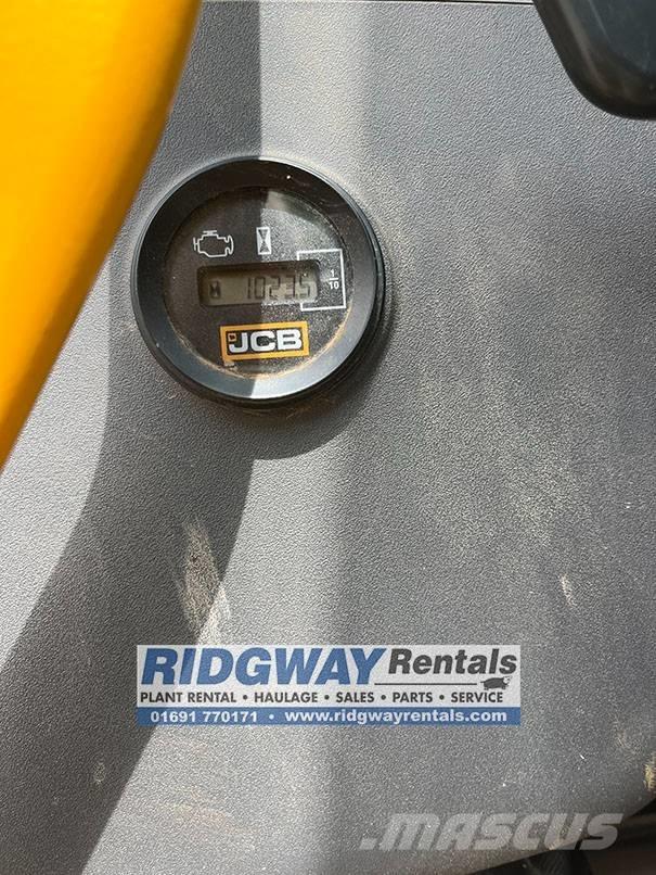 JCB 131 X L Paletli ekskavatörler