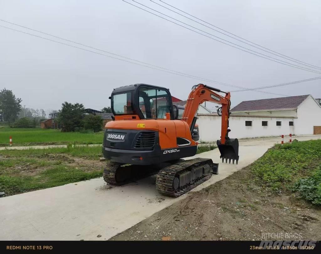Doosan DX 60 Mini ekskavatörler, 7 tona dek