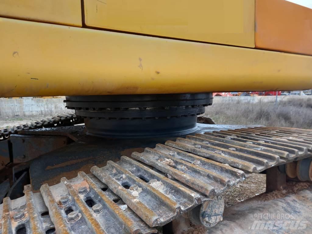 Komatsu PC450LC Paletli ekskavatörler