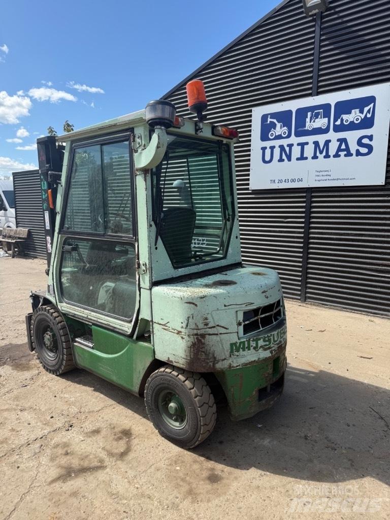 Mitsubishi FD 25 Dizel forkliftler
