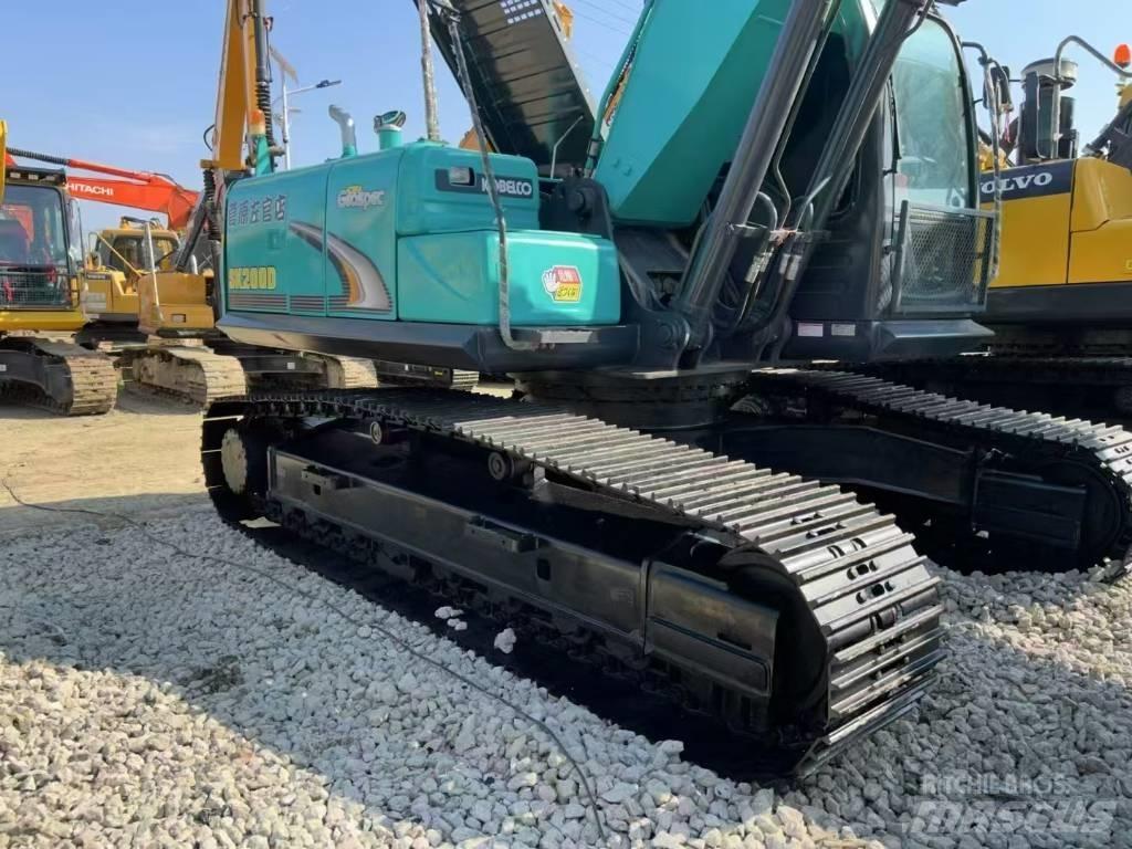 Kobelco SK 200 LC I Paletli ekskavatörler
