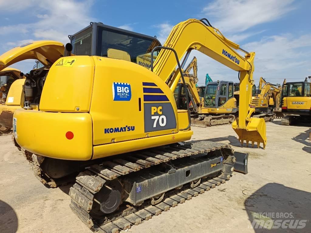 Komatsu PC 70 Paletli ekskavatörler
