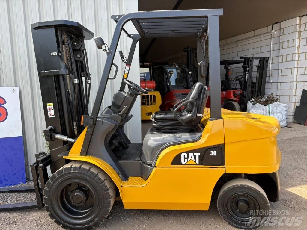 CAT DP30NT Dizel forkliftler