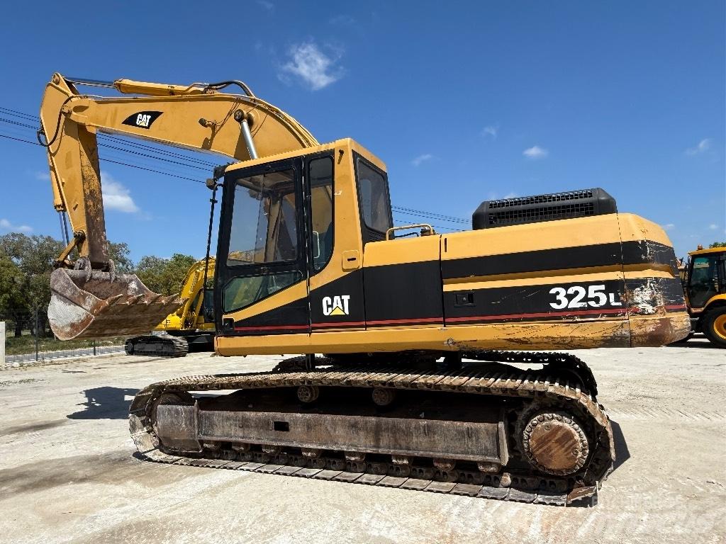 CAT 325 LN Paletli ekskavatörler