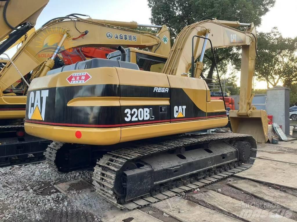 CAT 320 B L Paletli ekskavatörler