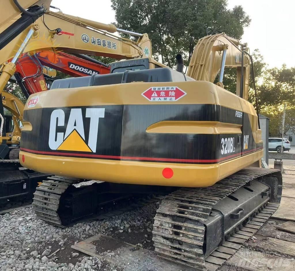 CAT 320 B L Paletli ekskavatörler